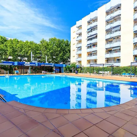 - Unik Vacation Apartman