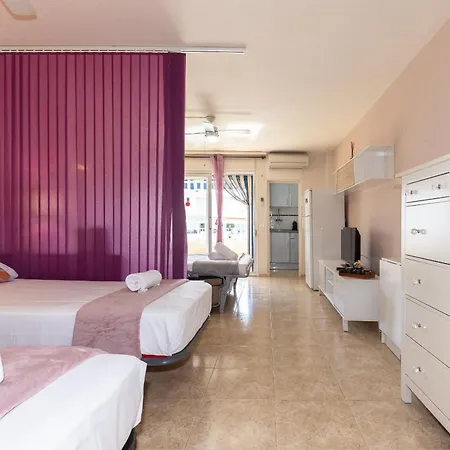 - Unik Vacation Διαμέρισμα Σαλού